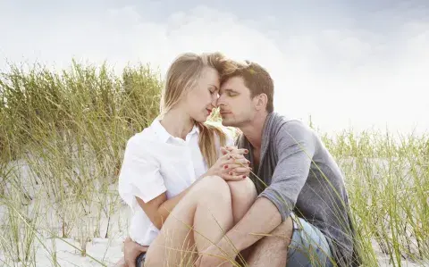 ¿Se puede amar sin idealizar? Claves para construir un vínculo real y duradero