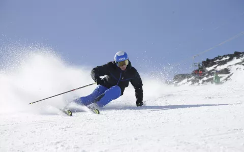 ¿Cuánto cuesta ir a esquiar esta temporada?