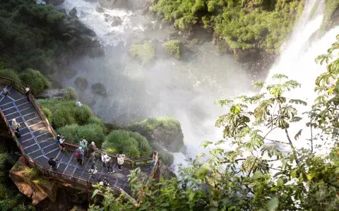 Cataratas, el destino del momento: qué hacer, cómo llegar y dónde dormir
