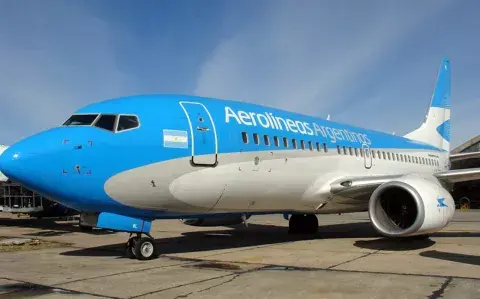 Aerolíneas Argentinas adoptará modalidades de las low cost