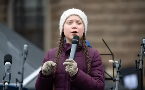 Greta Thunberg. Con 16 años, milita por el cambio climático y conmueve al mundo
