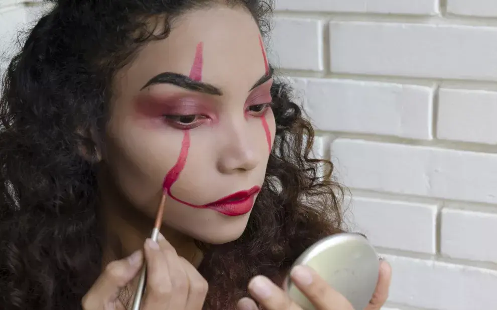 Desde Sailor Moon hasta Mystique qué disfraces eligieron las celebrities para Halloween de la vaquerita jessie Desde Sailor Moon hasta Mystique qué disfraces eligieron las celebrities para Halloween