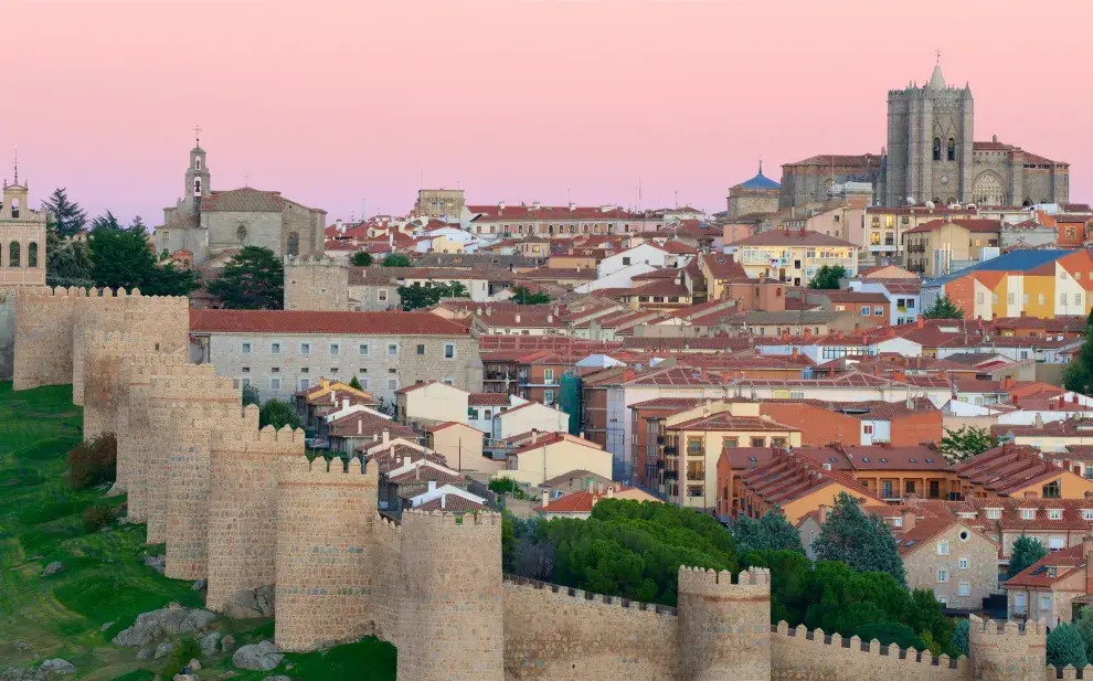 Ávila: murallas que cuentan historias