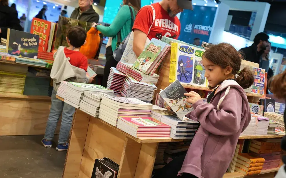 Acá estoy, el libro de Magela Demarco y Caru Grossi