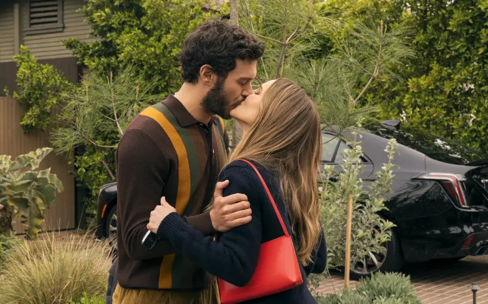 Nadie quiere esto: a qué hora estrena la serie éxito de Netflix