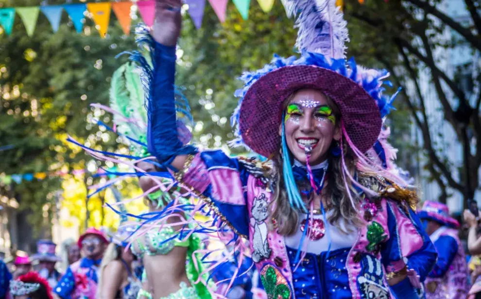 Fin de semana XXL de Carnaval en CABA: todo lo que tenés que saber de los corsos y los cortes de tránsito