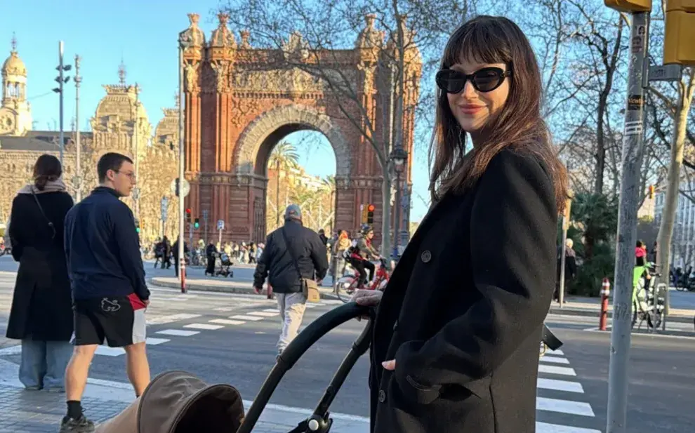Úrsula Corberó y Chino Darín atraviesan uno de los momentos más felices de sus vidas tras la llegada de su primer hijo, Dante, nacido el pasado 9 de febrero en Barcelona.