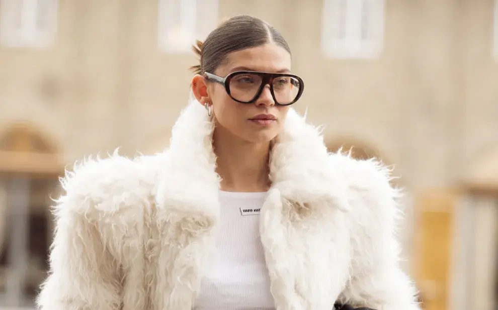 Anteojos XL: cómo llevar la tendencia en lentes que es furor en 2026