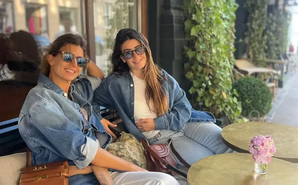 Juliana Awada y su hija Tini apuestan por el look combinado perfecto para el otoño.