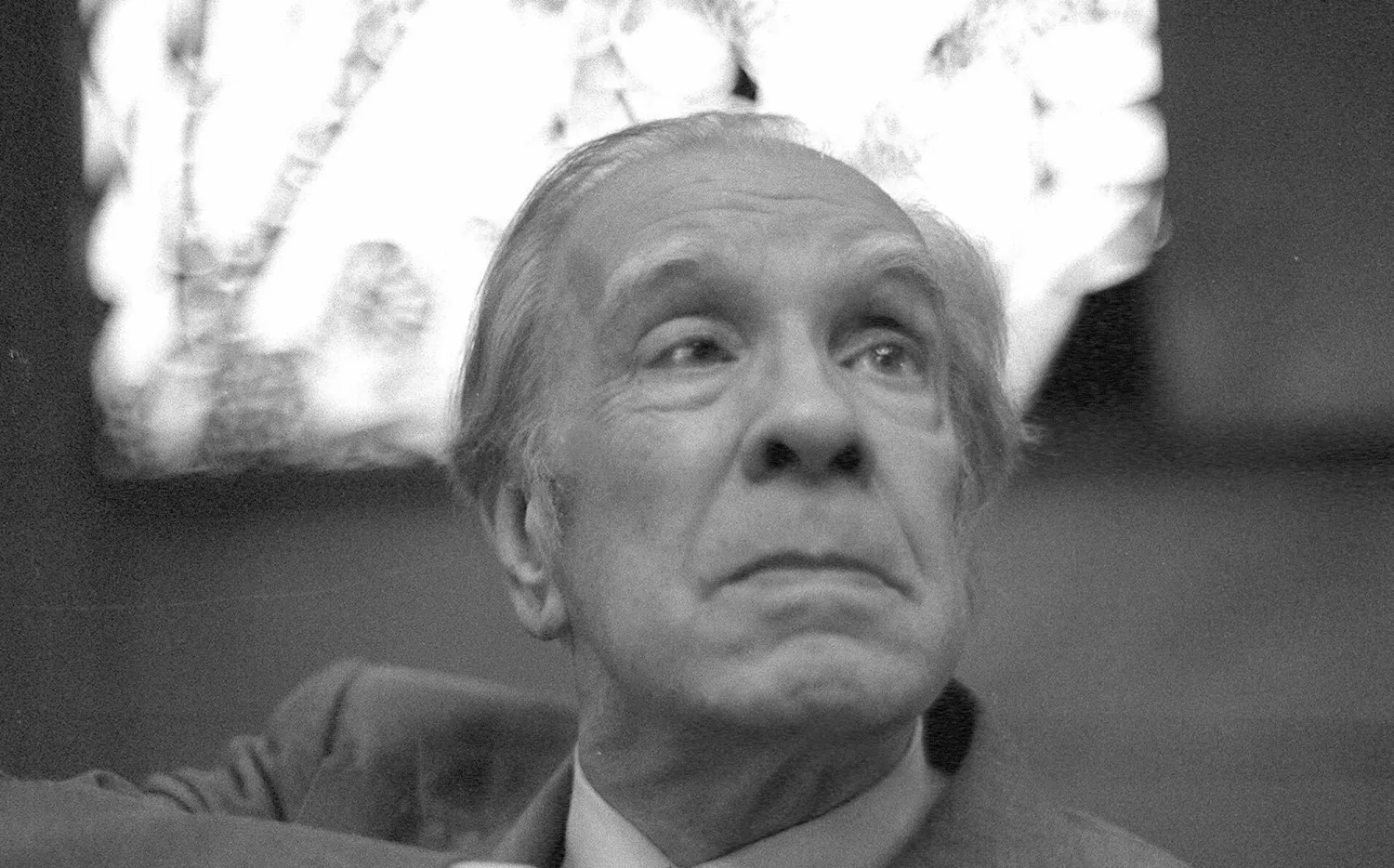 Jorge Luis Borges: sus 5 mejores frases sobre el amor y la amistad