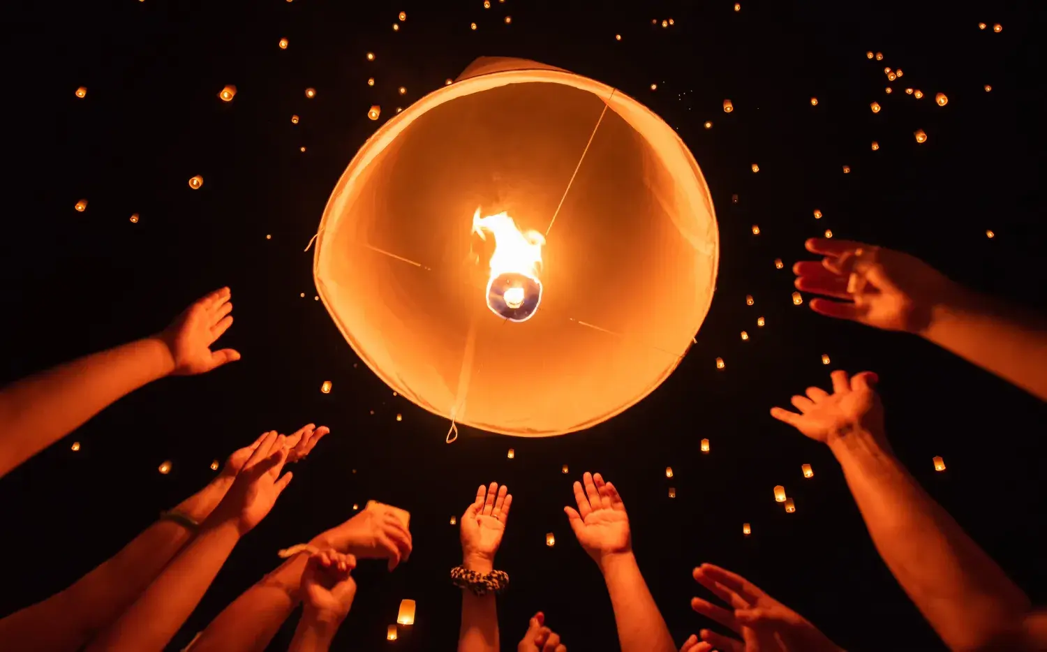 Los 3 rituales más poderosos para aprender a soltar y arrancar el 2024 con todo