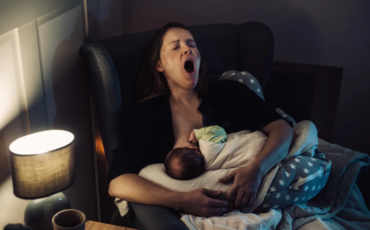 El lado B de la lactancia: 7 de cada 10 madres se sienten juzgadas por sus decisiones de crianza