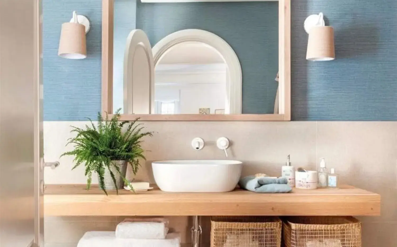 7 ideas para aprovechar al máximo un baño pequeño