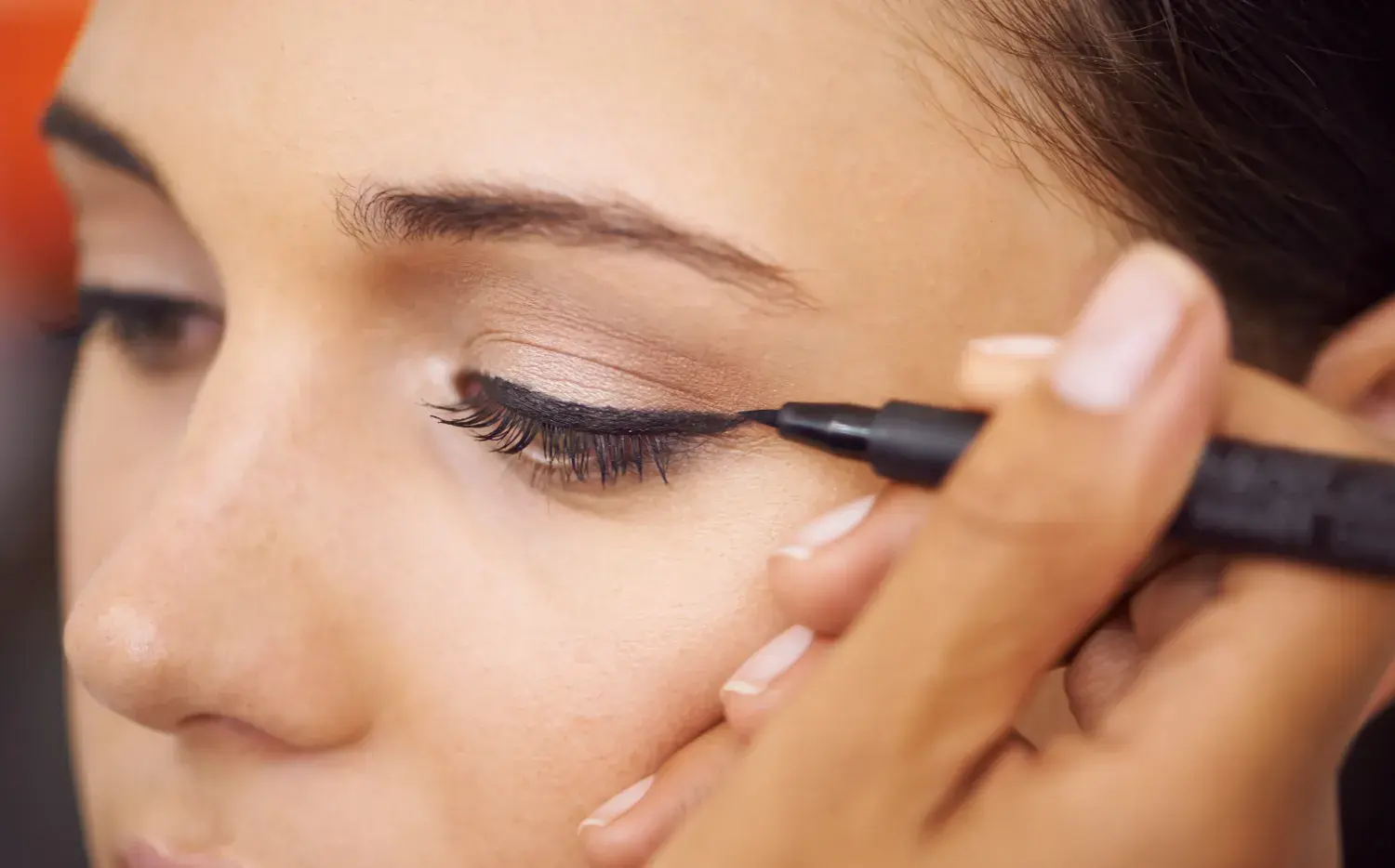 El delineado perfecto para tu tipo de ojos, según una experta en makeup