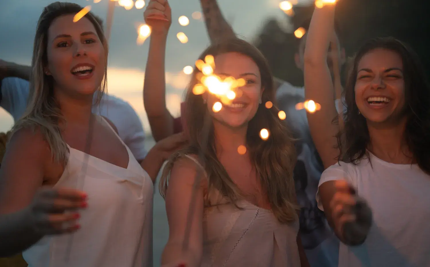 Adiós al blanco en Año Nuevo: estos son los colores que lo reemplazarán