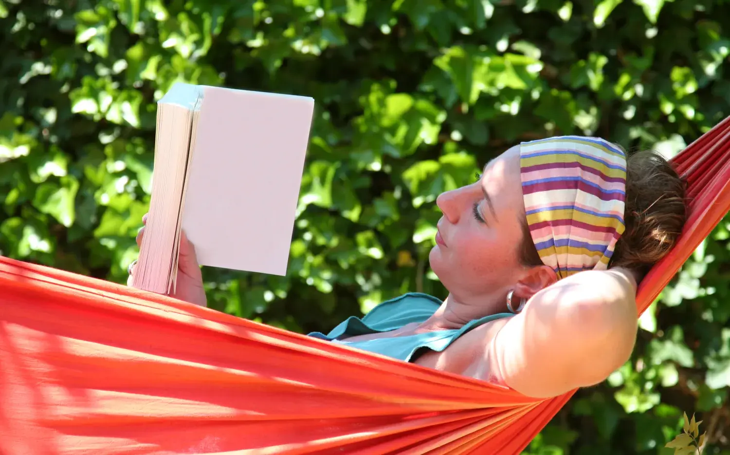 Desconectar en vacaciones: claves para proteger la salud emocional