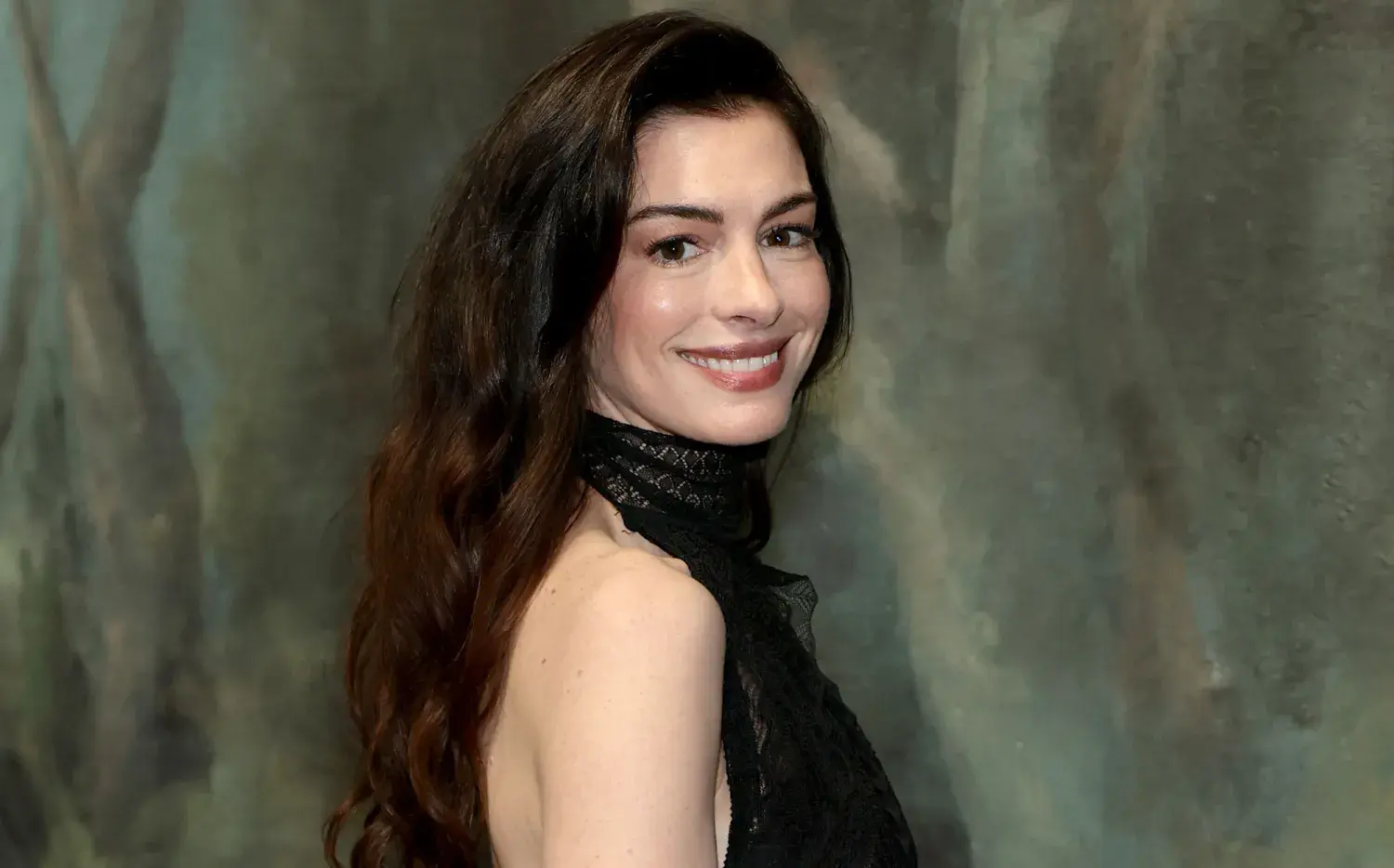 Anne Hathaway emocionó en la ONU con un poderoso discurso por el Día Internacional de la Mujer