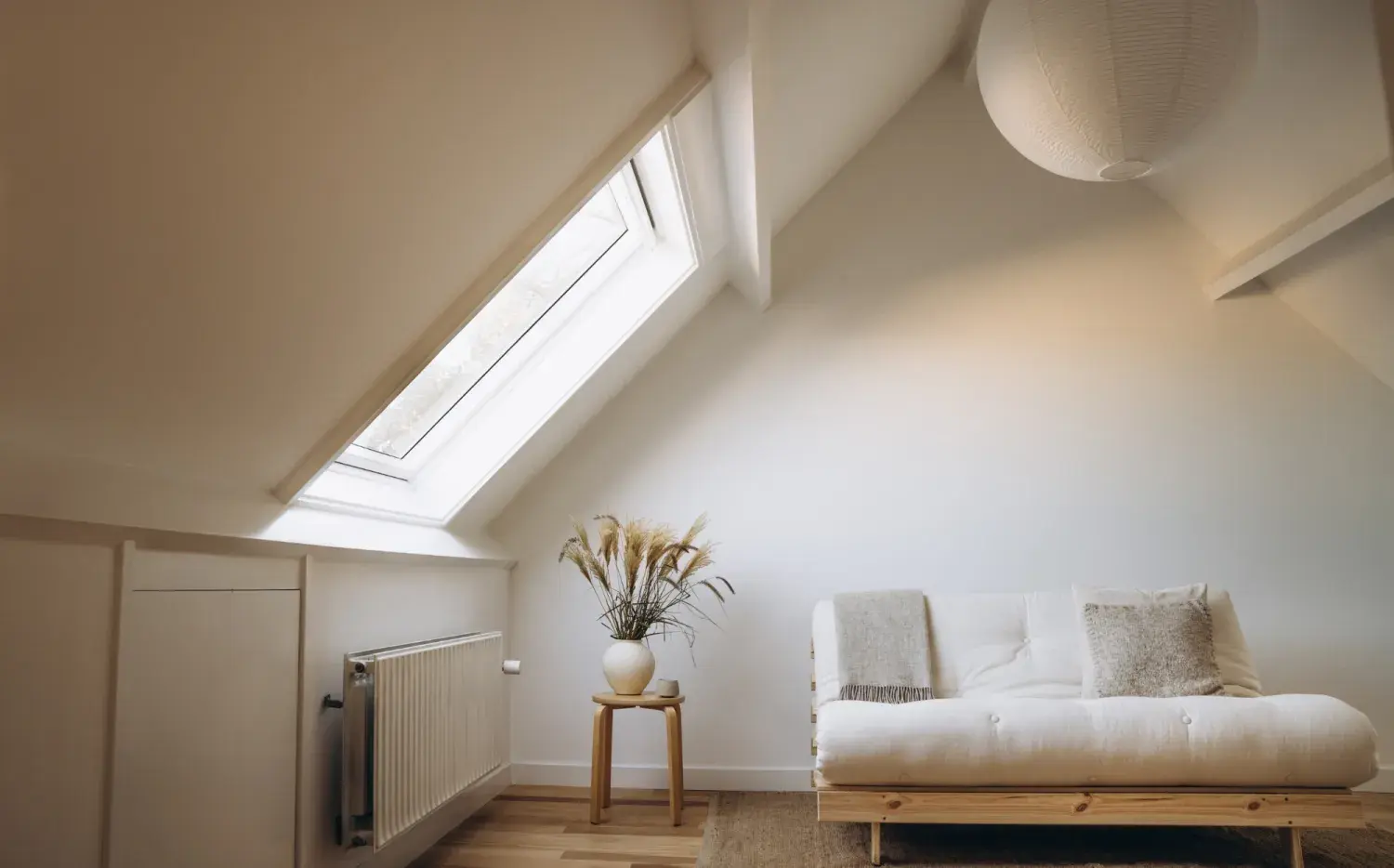 Qué es el estilo Japandi y por qué está revolucionando los interiores modernos Qué es el estilo Japandi y por qué está revolucionando los interiores modernos