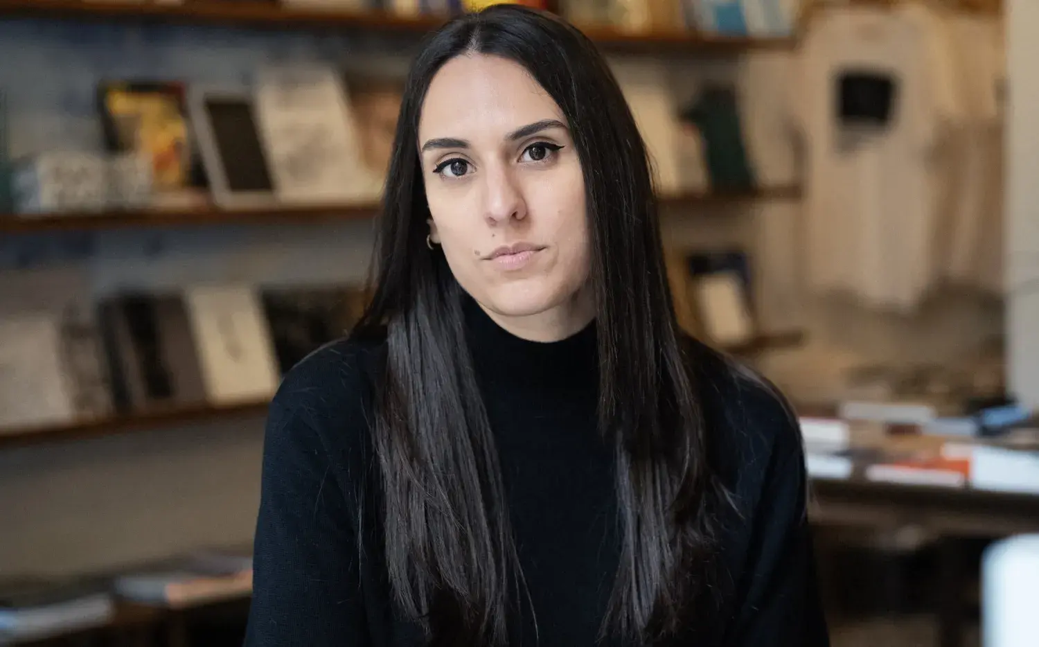 Charla de lectoras con la autora de "Comerás flores", Lucía Solla Sobral