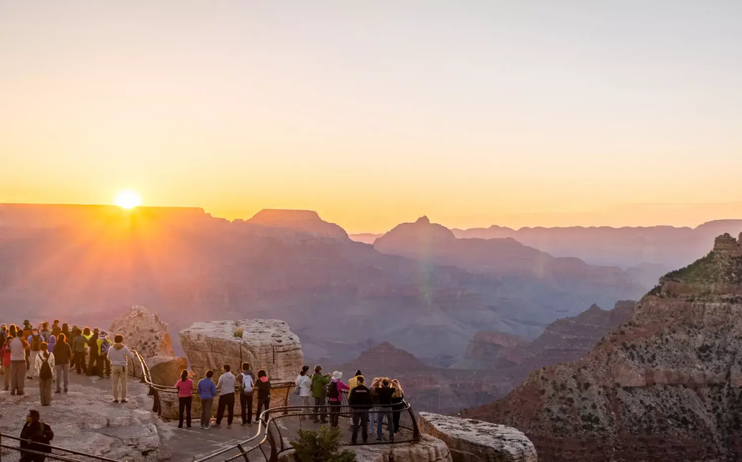 Explorando la verdadera grieta: el Gran Cañón del Colorado