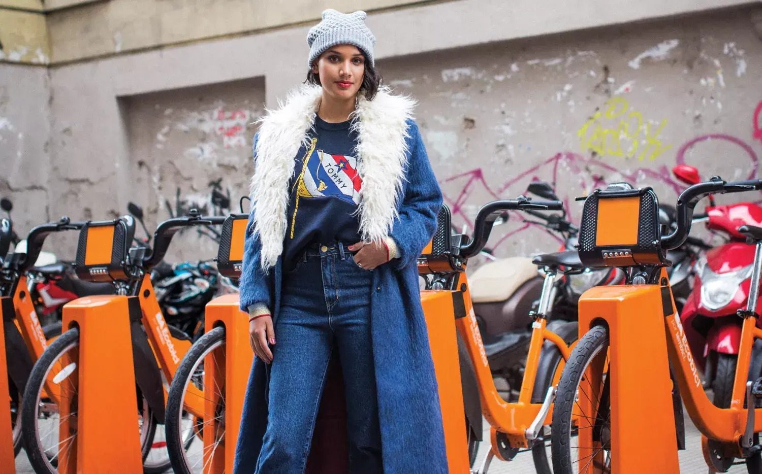 Moda: 8 mujeres nos muestran looks urbanos para este invierno