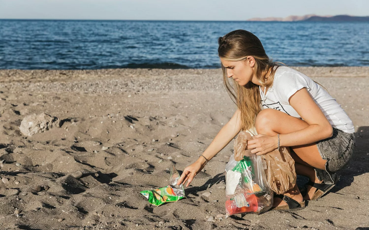 Beach cleaners: por qué limpiar playas está de moda