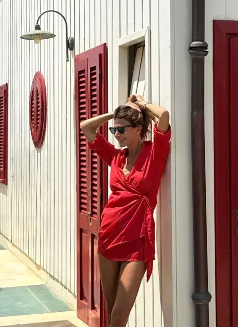 Juliana Awada adelantó una prenda muy fresca y elegante para el verano: cuánto cuesta y dónde conseguirla