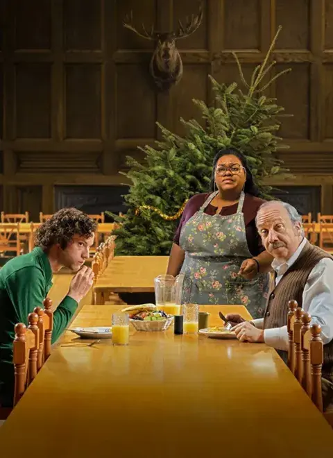 Adiós a los clásicos de siempre: películas festivas fuera de lo común