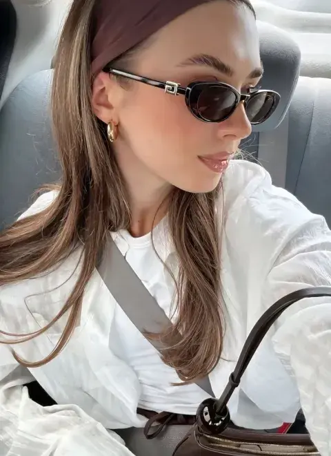 El accesorio vintage que vuelve con todo: cómo llevarlo con onda