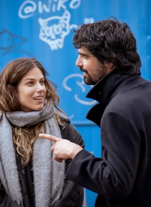 Los años nuevos: 5 motivos para ver la serie española furor, ideal para el finde XXL