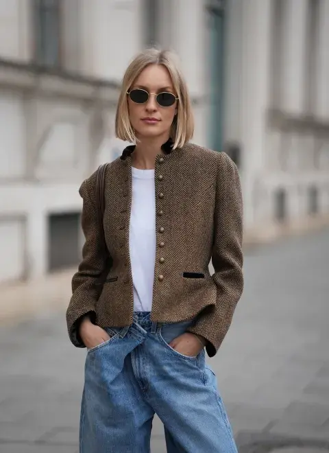 Cuello mao: el detalle minimalista que transforma el blazer en la prenda más elegante del otoño 2026