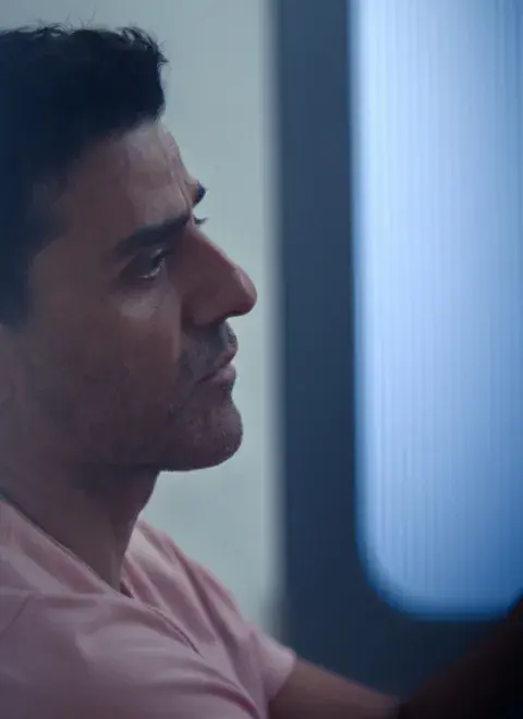 Por qué ver Bronca: Netflix estrenó la temporada 2 de Beef, la serie que es un éxito