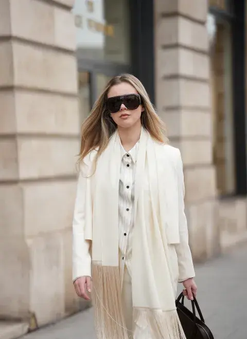 Cloud Dancer, el color del año: cómo combinarlo y llevarlo con onda